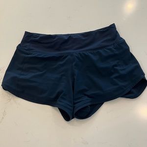 Lululemon Speed Up Mid-Rise Lined Short 4" size 4